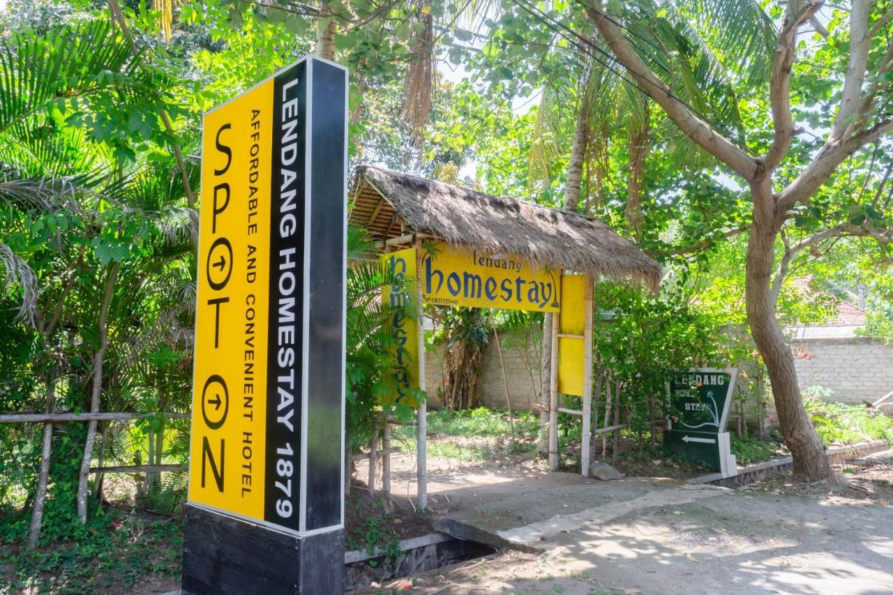 Spot On 1879 Lendang Homestay Mangsit Exterior foto