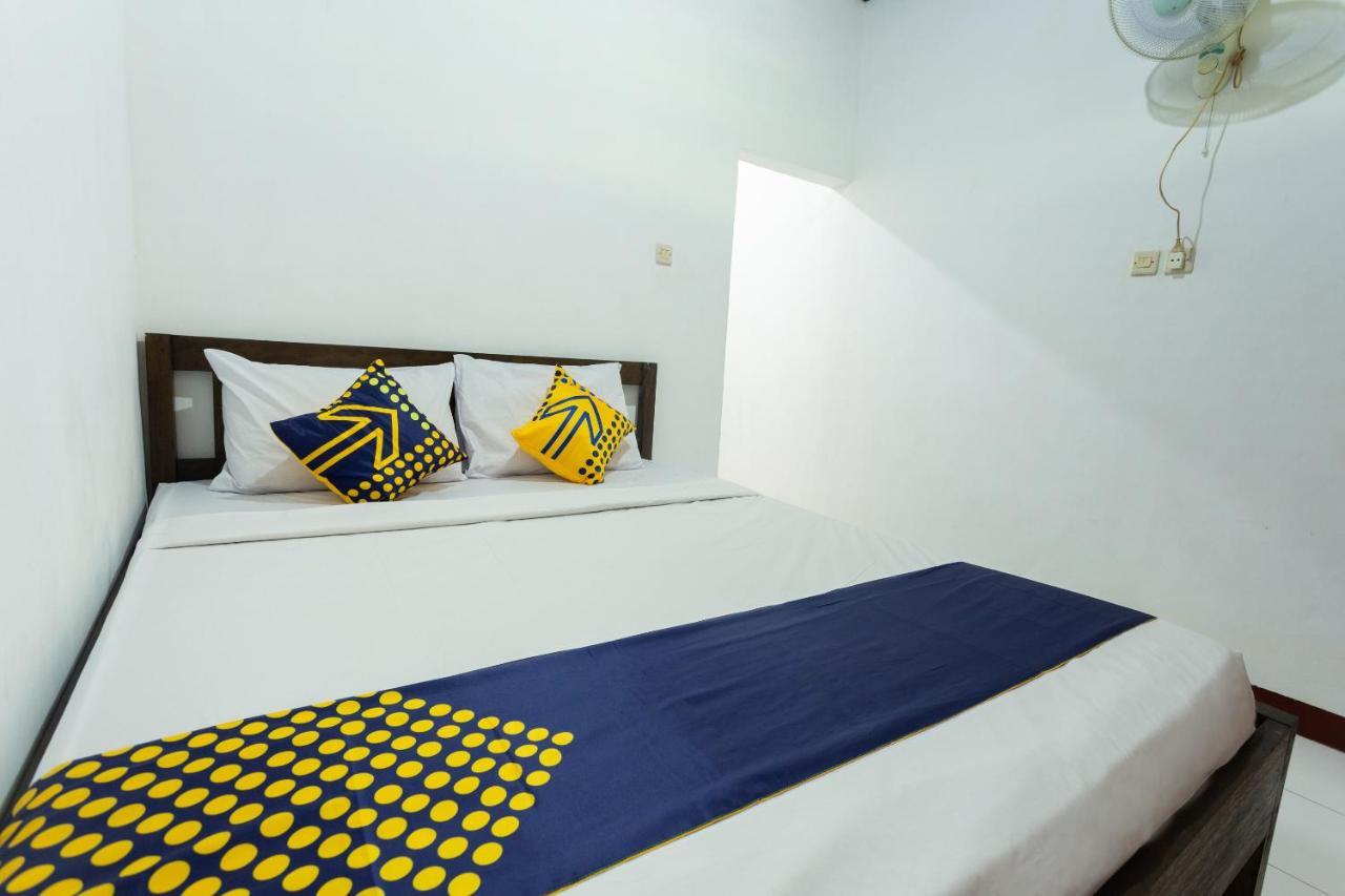 Spot On 1879 Lendang Homestay Mangsit Exterior foto